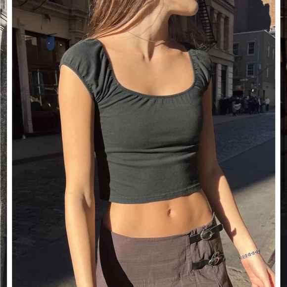 Brandy Melville Eden Crop Top - Picture 1 of 6